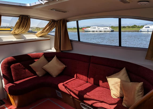 boat interior image